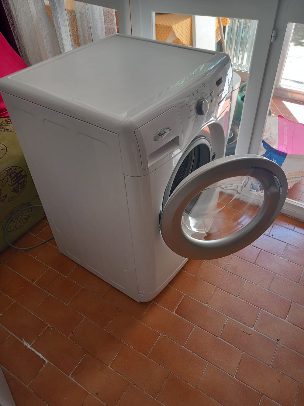 Lave linge marque whirpool Electroménager