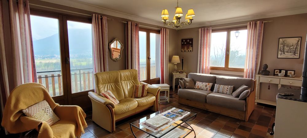 Location Appartement T4: Vue/Parking/Balcon/Terrasse couverte/Cave/Espace vert Saint-laurent-du-pont