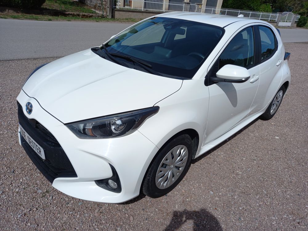 Yaris STE 1.5 HYBRIDE DYNAMIC BUSINESS GPS CAMERA 2 PLACES 43345KM 2023 occasion 88220 Urim&eacute;nil