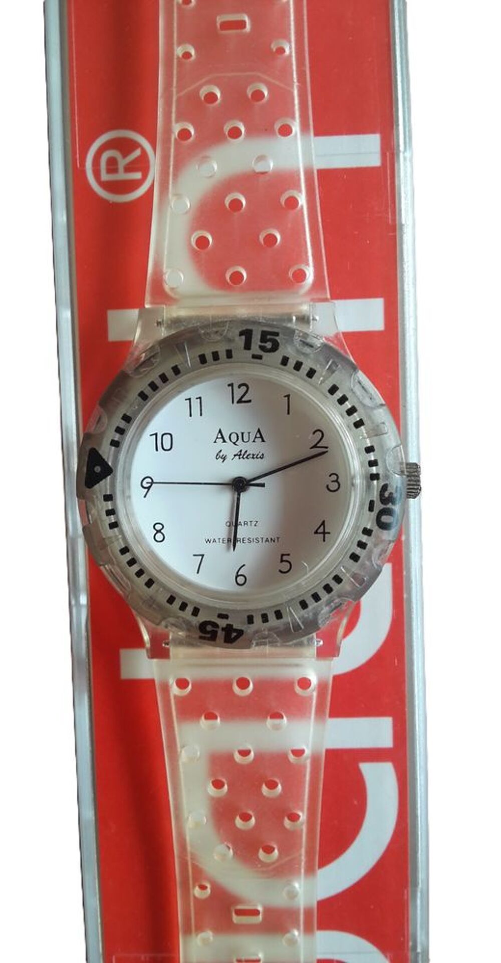 Montre SWATCH de collection Water Resistant 30m Unisexe 24cm Bijoux et montres