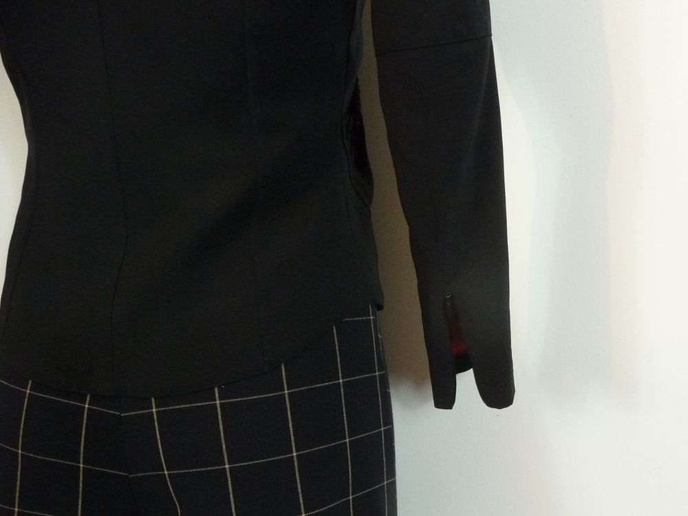 Veste El&eacute;gante Courte Cintr&eacute;e Noir- Taille 36- Ralph Kemp Vêtements