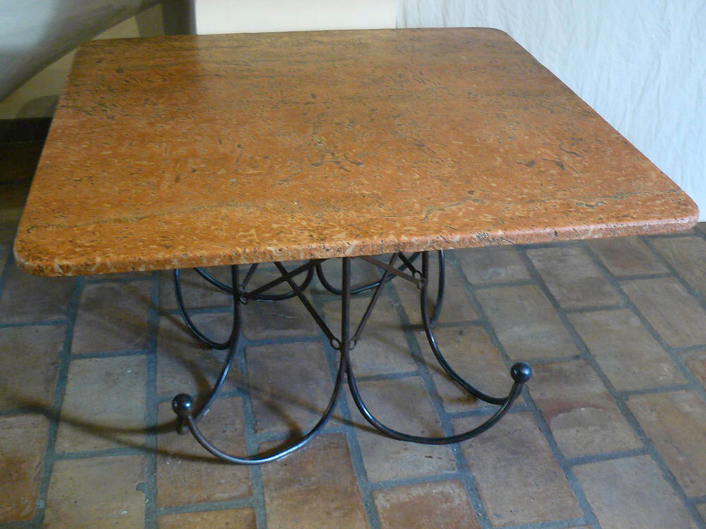 table haute travertin et fer forg&eacute; + 4 chaises Meubles