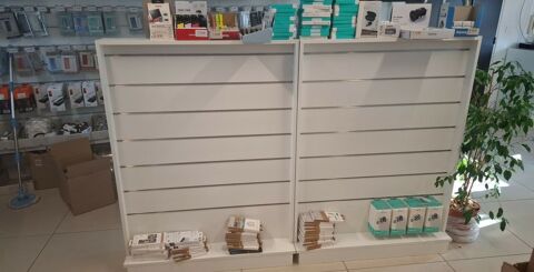 D&eacute;stockage de mobilier de magasin ? Excellent &eacute;tat 1500 30510 Générac
