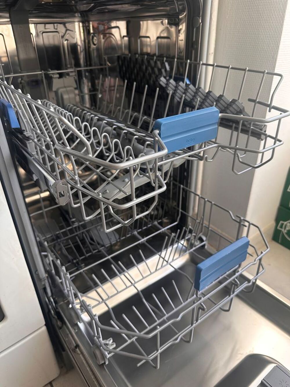 Lave-vaisselle Beko BDFN26451G - Tr&egrave;s bon &eacute;tat Electroménager