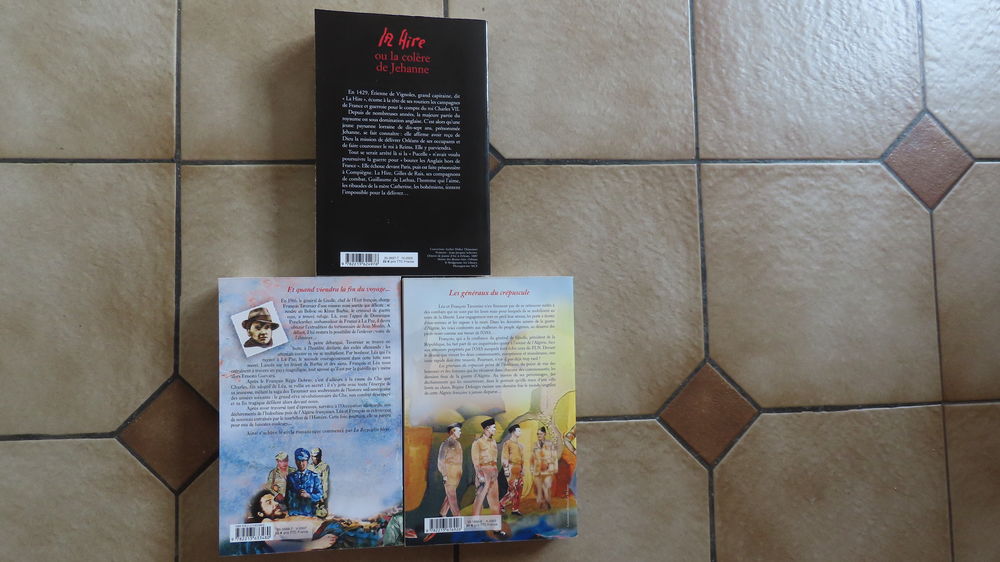 4 Livres Livres et BD