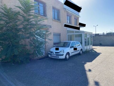 ST PRIEST : 470 M2 DONT 270 M2 STOCK + 200 M2 SHOW ROOM / BUREAUX 3500 69800 Saint-priest