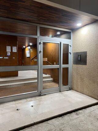  Parking / Garage � louer 4 m� Paris