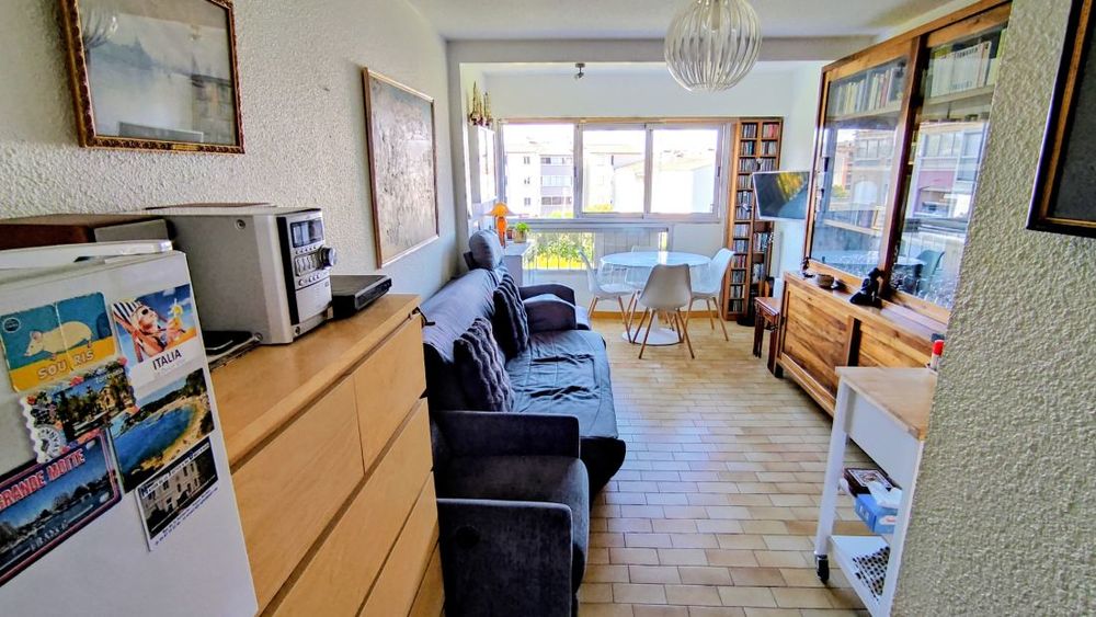 Vente Appartement LE CAP D'AGDE : Mont St Martin: Situé à 1.5km de la plage Richelieu et 200m des commerces, appartement STUDIO double -cabine avec loggia vitrée SUD. Le cap d agde