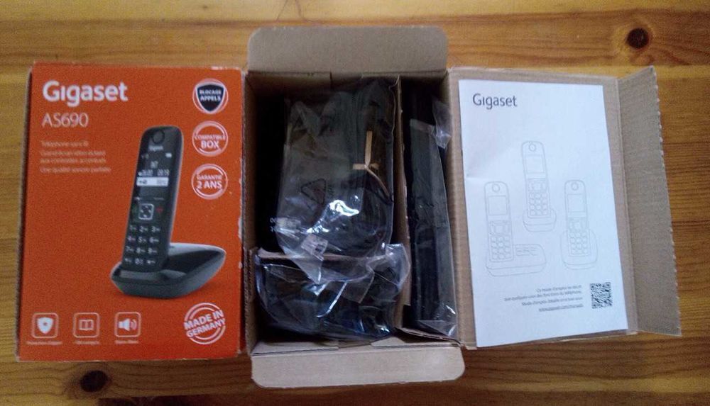 T&eacute;l&eacute;phone fixe Gigaset AS690 neuf, jamais utilis&eacute;. 20 € pi&egrave;ce. sur Amiens Rivery. Téléphones et tablettes