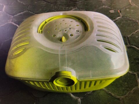 Cage transport animaux   et gamelle 8 62840 Laventie