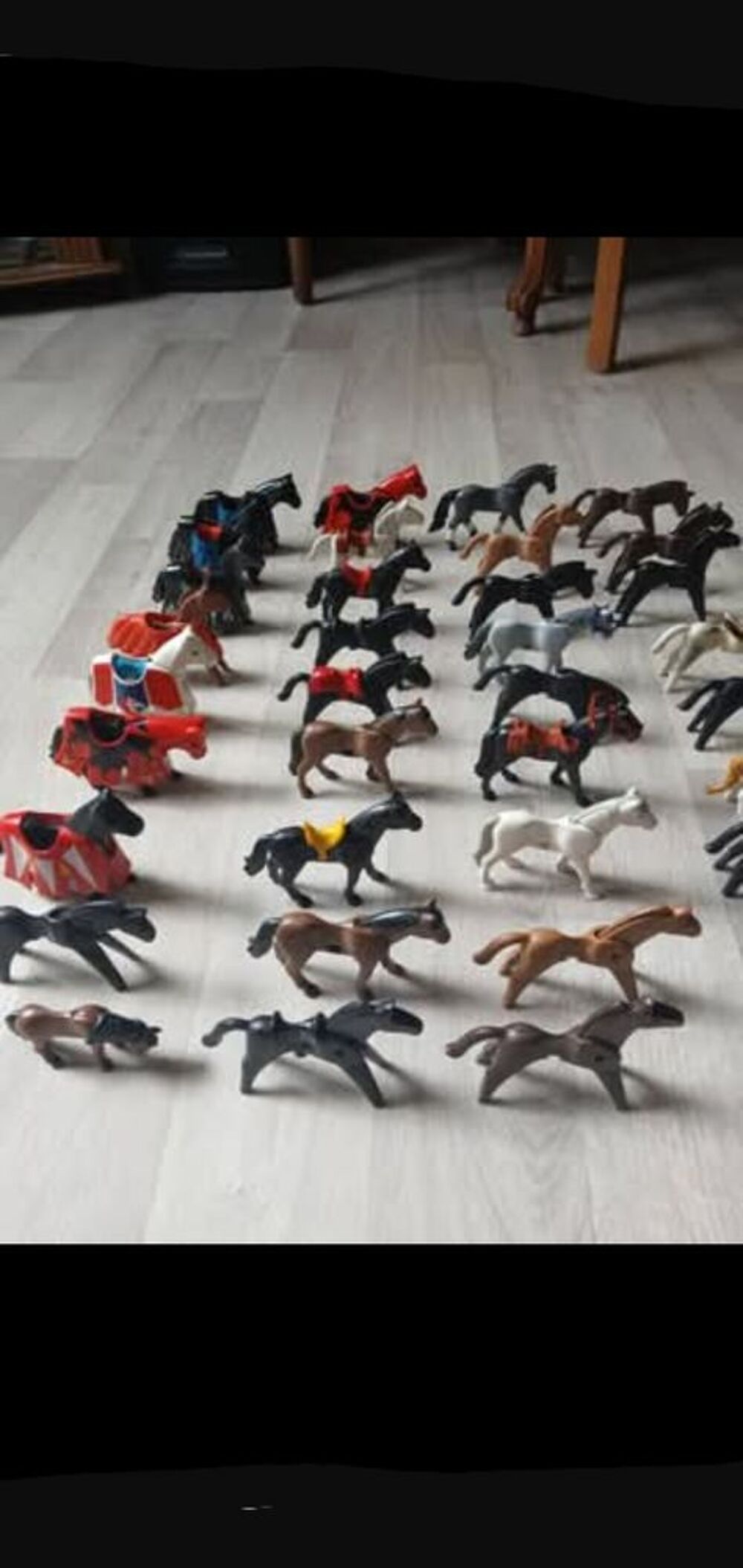 43 chevaux playmobil Jeux / jouets