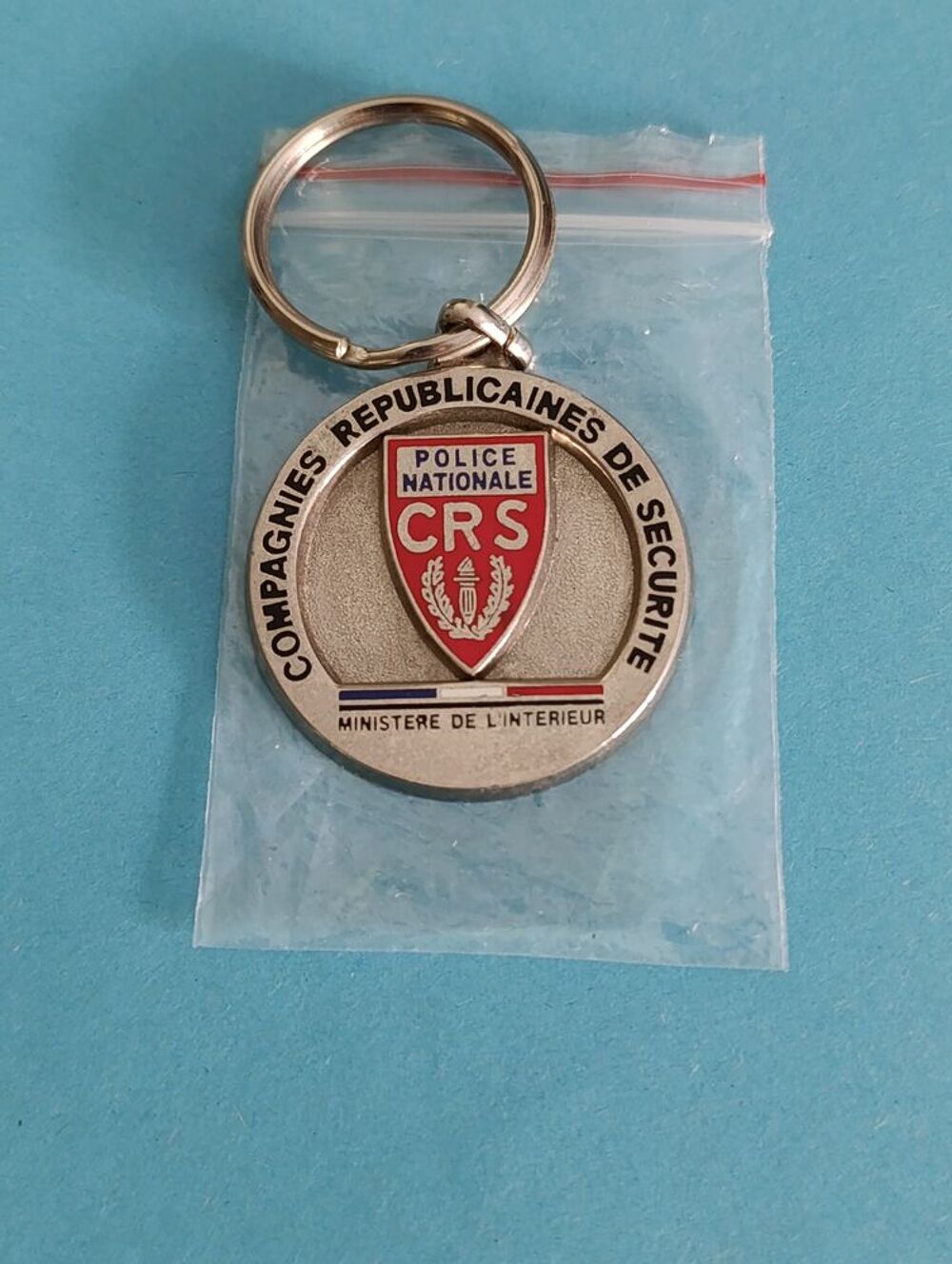 M&eacute;daille pour le cinquantenaire des CRS 1944 /1994 