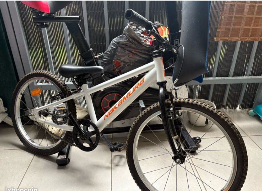 V&eacute;lo enfant Nakamura 20 pouces ? bon &eacute;tat Vélos
