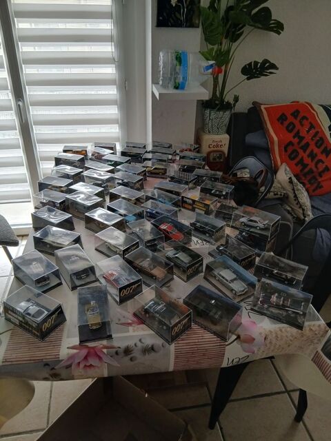 voitures saga James Bond 15 Perpignan (66)