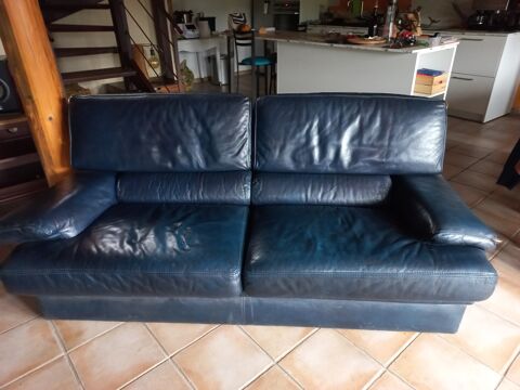 canap fixe + fauteuil bon tat cuir 150 euros 150 Sauvessanges (63)