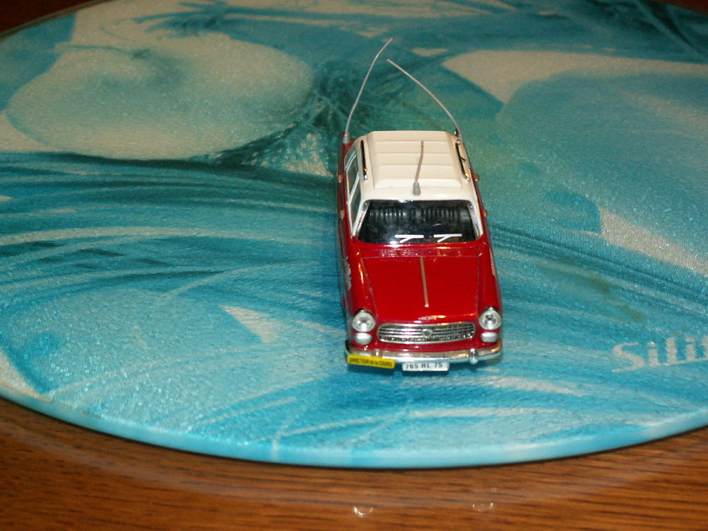 Peugeot 404 Tour de France 68 NOREV 1/43e
Jeux / jouets