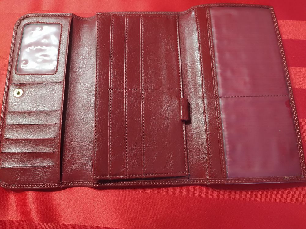Portefeuille en cuir / NEUF Maroquinerie