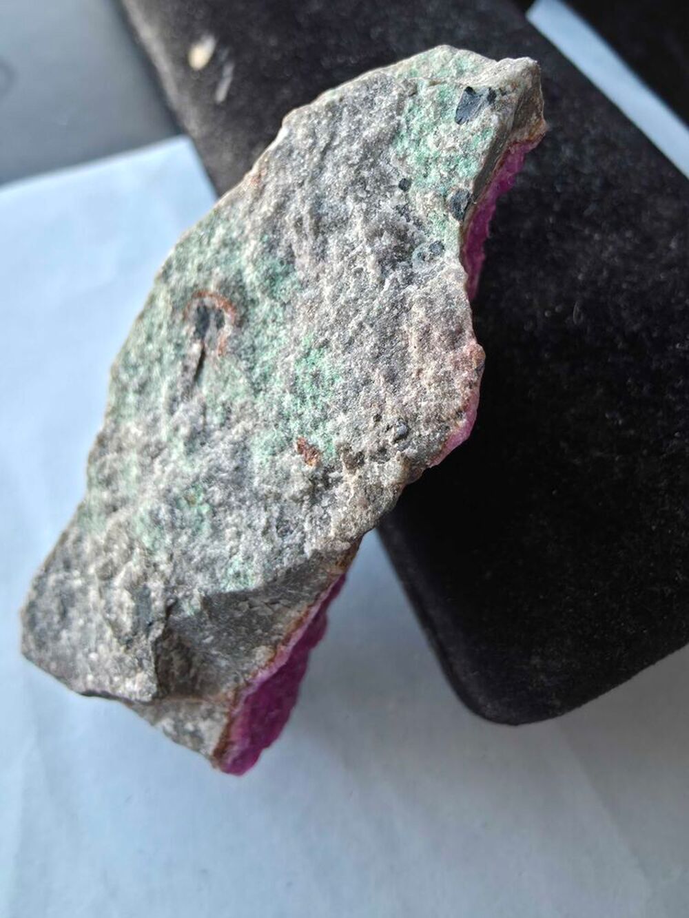 V&eacute;ritable Cobaltocalcite du Katanga-Sp&eacute;cimen de Collection 58g 