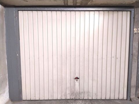  Parking / Garage  louer 14 m