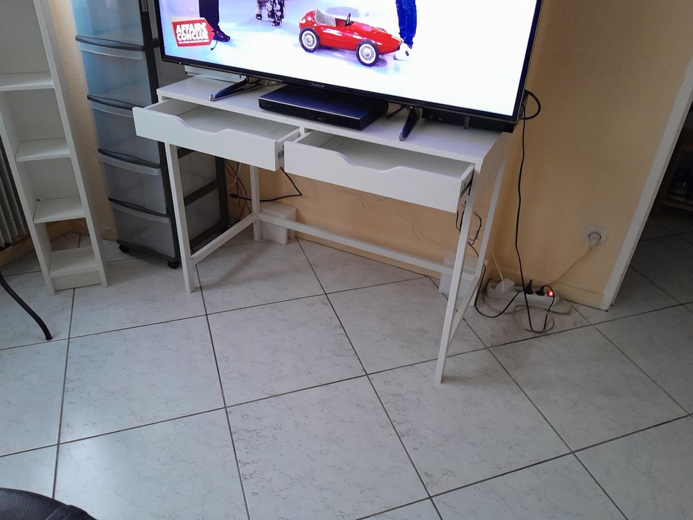 BUREAU BLANC Meubles
