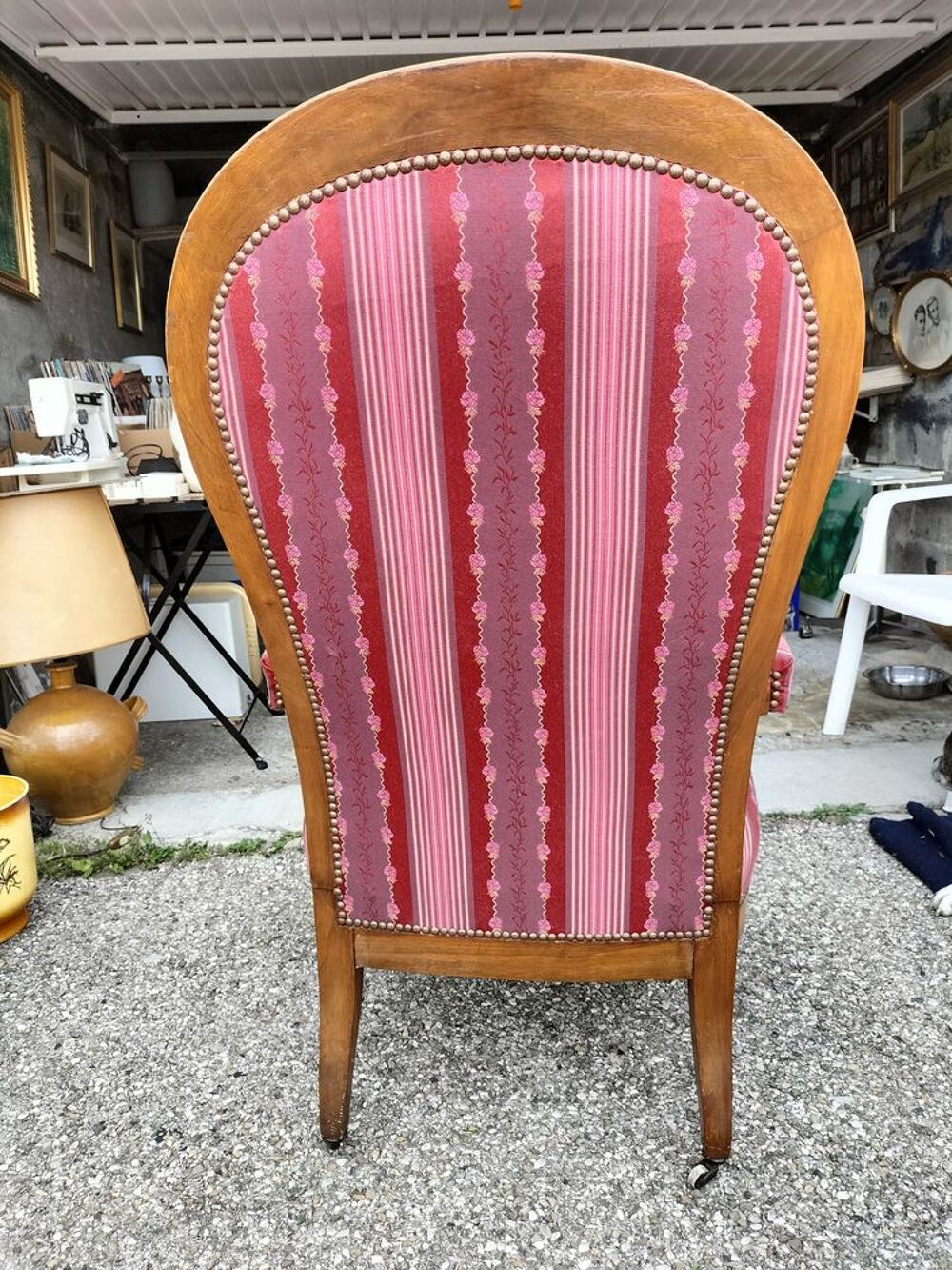 voltaire entierement refait a neuf 
fauteuil basculant Meubles