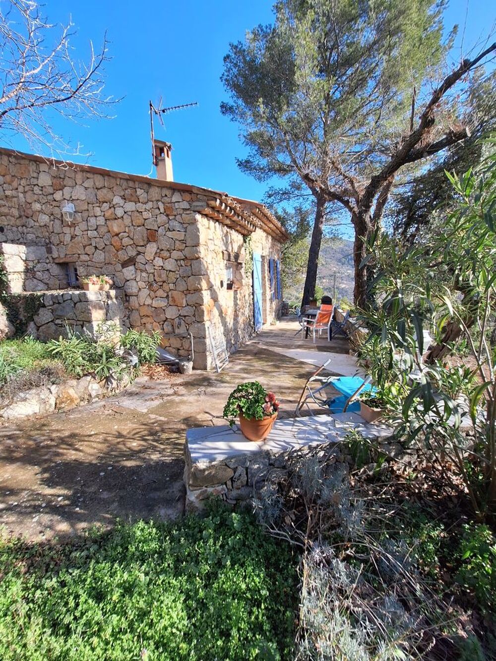 Location Maison Petit Mas en pierres de 40 m² Bargemon