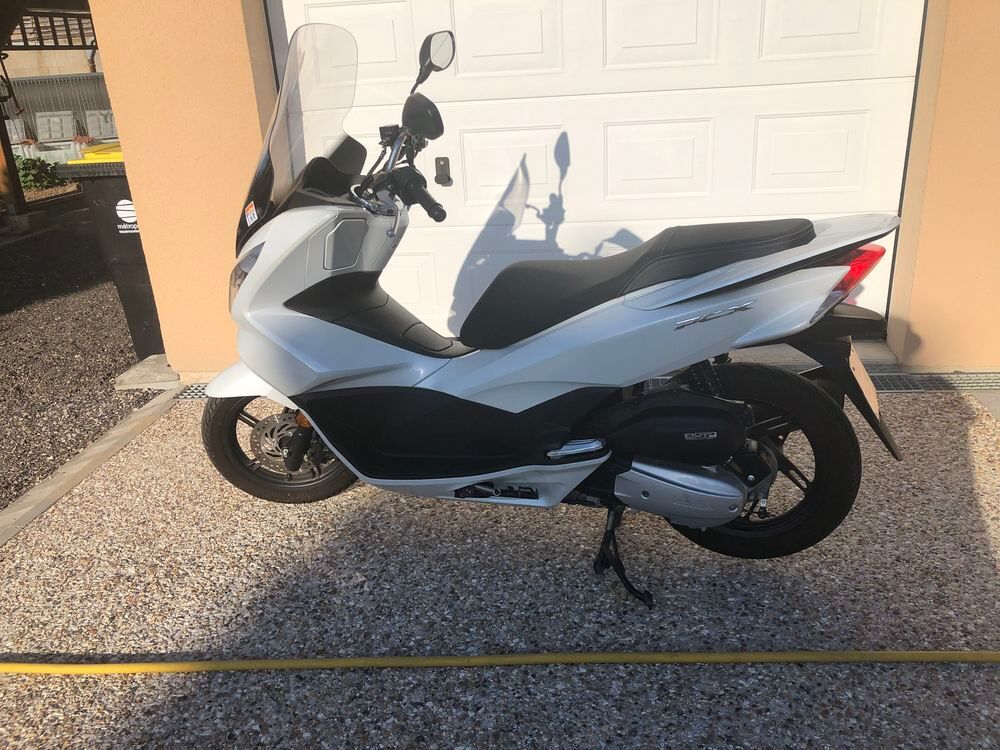 HONDA 2026 occasion 76520 Boos