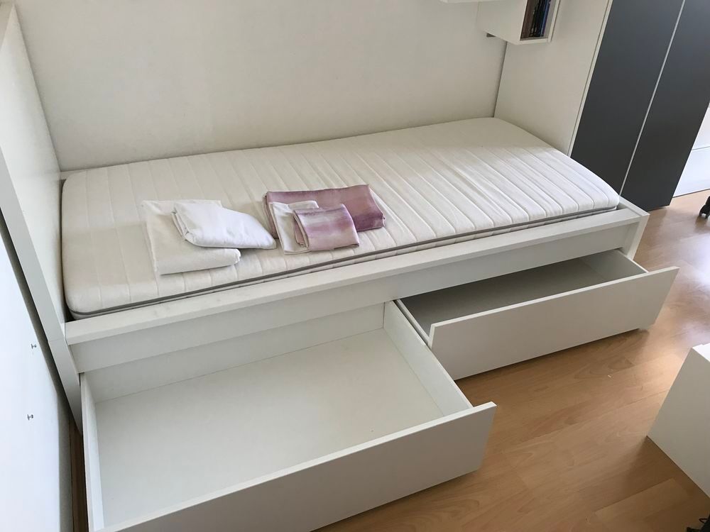 Lot de 2 Lits 90/200 avec double tiroirs de rangements. Meubles