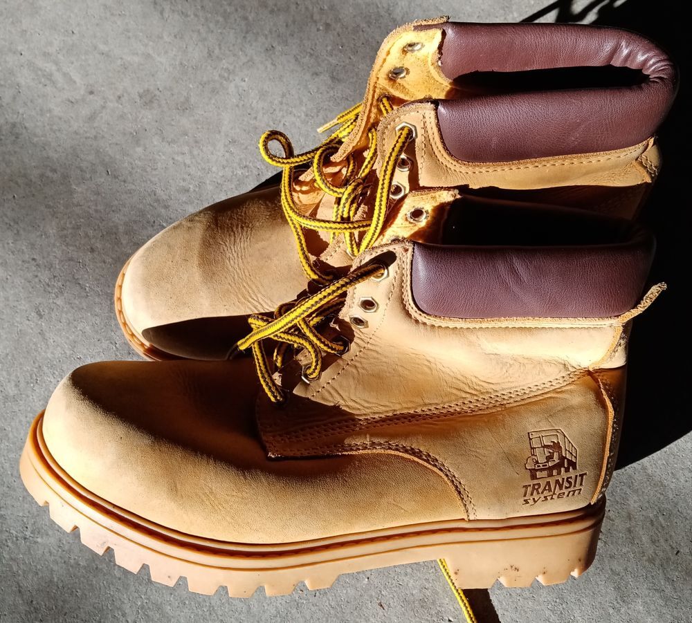 CHAUSSURE RANDONNEE TOUTE NEUVE Chaussures