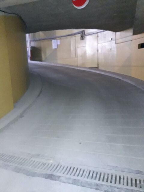  Parking / Garage � louer 13 m�