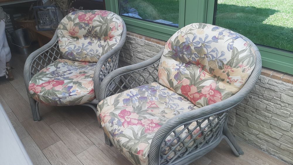 FAUTEUILS EN OSIER Meubles