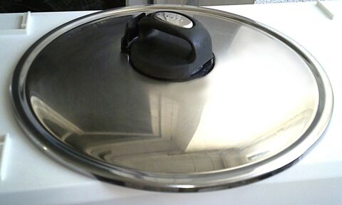 Couvercle Tefal 28 cm inox, bon �tat 7 Villeurbanne (69)