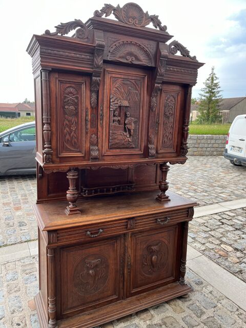 Buffet ancien sculpt en bois massif 250 Bouranton (10)