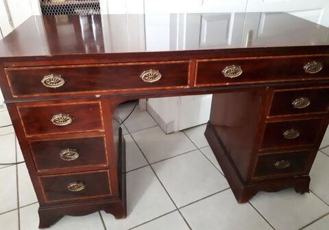 Bureau acajou style anglais  700 Irigny (69)