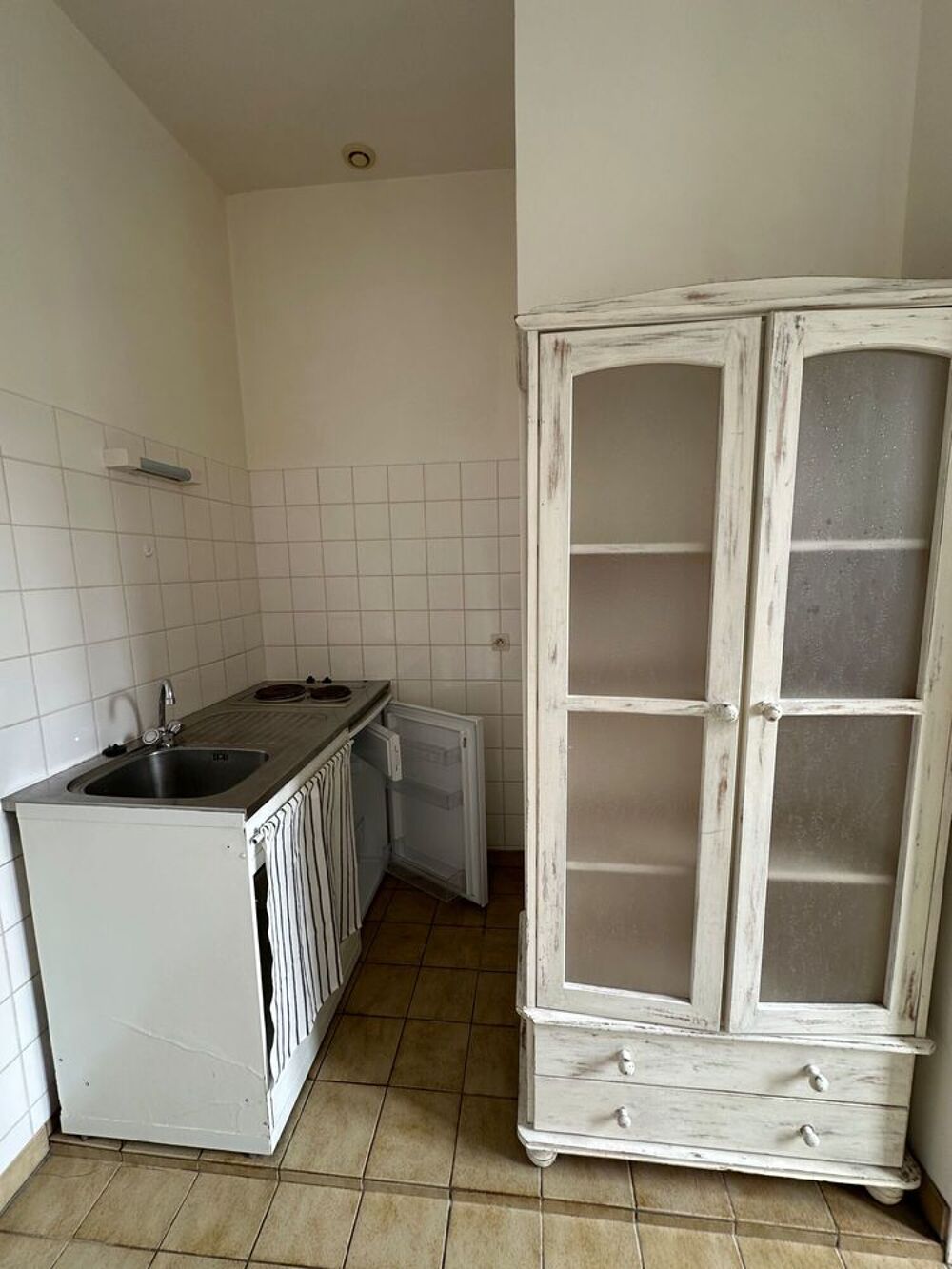 Location Appartement Centre ville, charmant 2 pièces bon état Angers