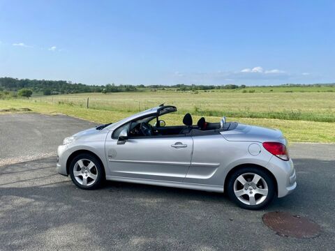 Peugeot 207 cc 1.6 HDi 112ch FAP Féline