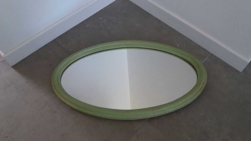 Miroir Ovale (&agrave; rafraichir) Décoration