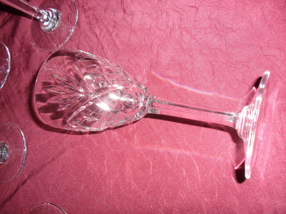 SERVICE VERRE TAILL&Eacute; MAIN, SAINT LOUIS Décoration