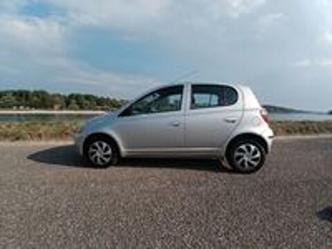 Yaris 1.3i Linea Luna 2001 occasion 67630 Lauterbourg