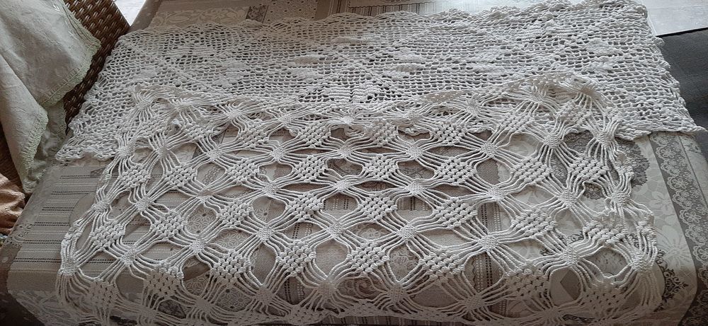 16 napperons fait main Décoration