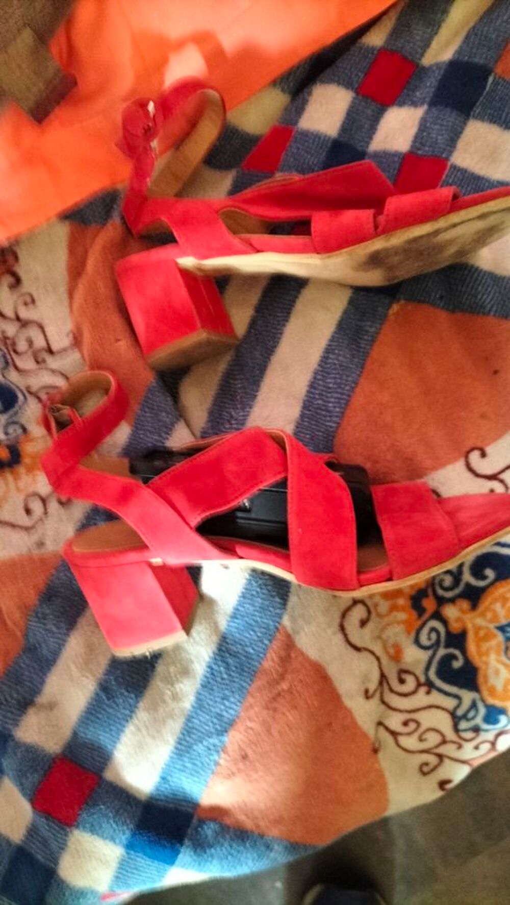Sandale cuir Cliff rouge pointure 37 tr&egrave;s bon &eacute;tat Chaussures