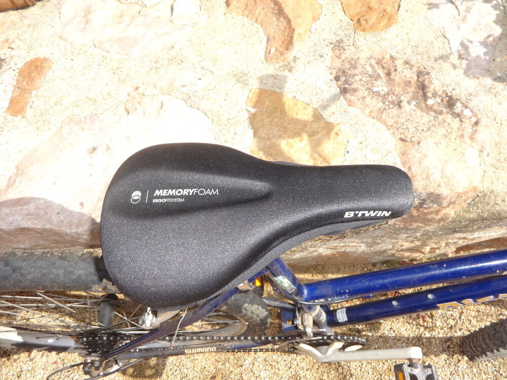 v&eacute;lo VTT junior 
Vélos