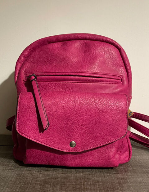 Sac  dos Mandoline > NEUF 30 Caudry (59)