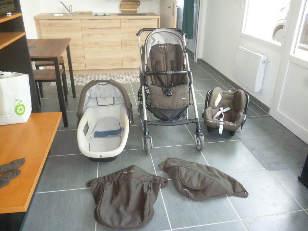 POUSSETTE TRIO STREETY BEBE CONFORT Puriculture