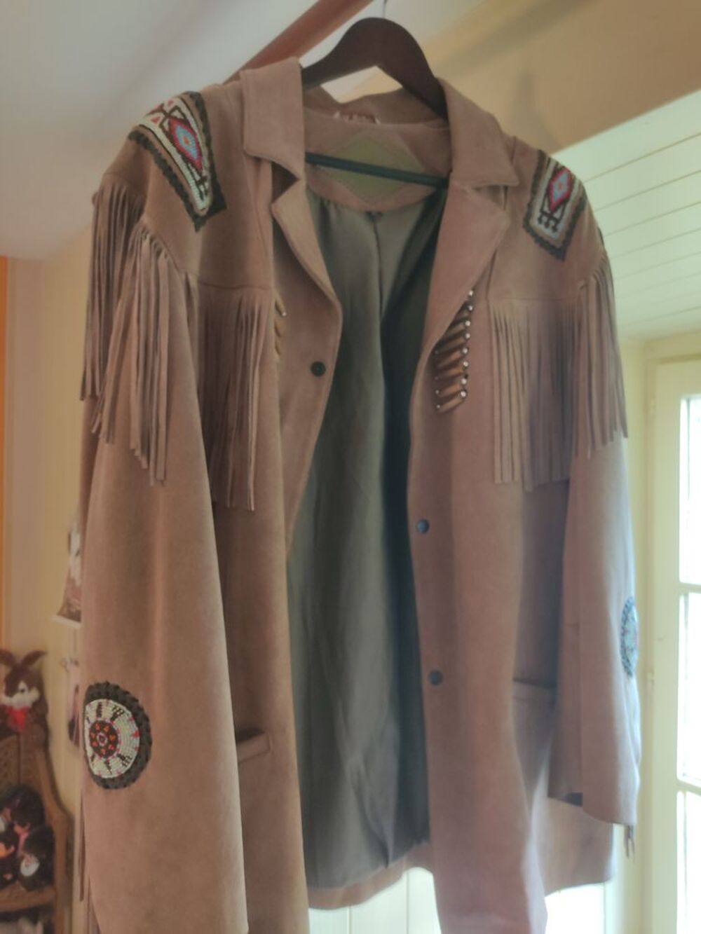 Veste &agrave; franges daim Vêtements