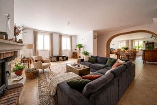  Maison à vendre 12 pièces 251 m²