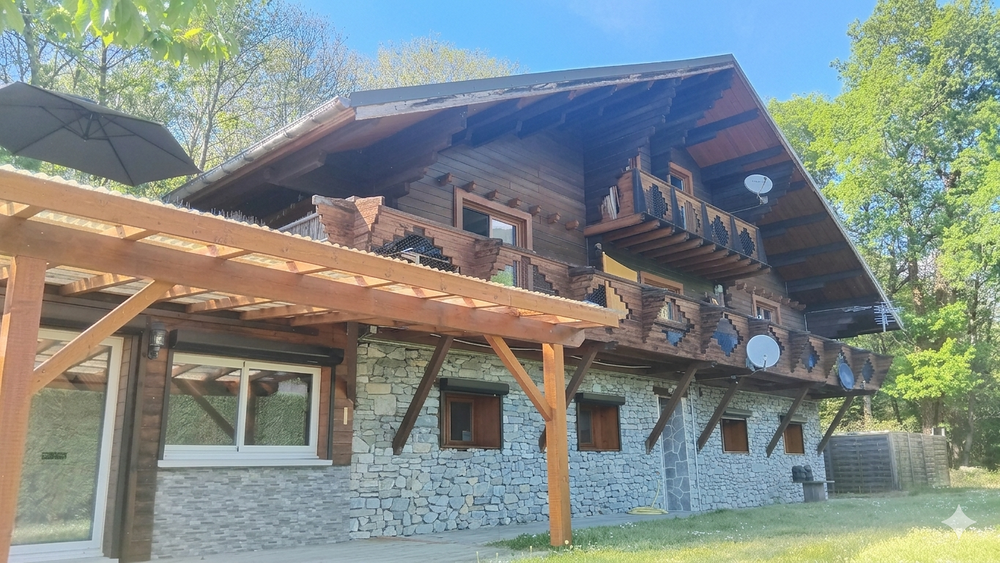 Vente Duplex/Triplex Appartement duplex 164m2 dans Chalet en copropriété, jardin. Saint-rémy-de-maurienne