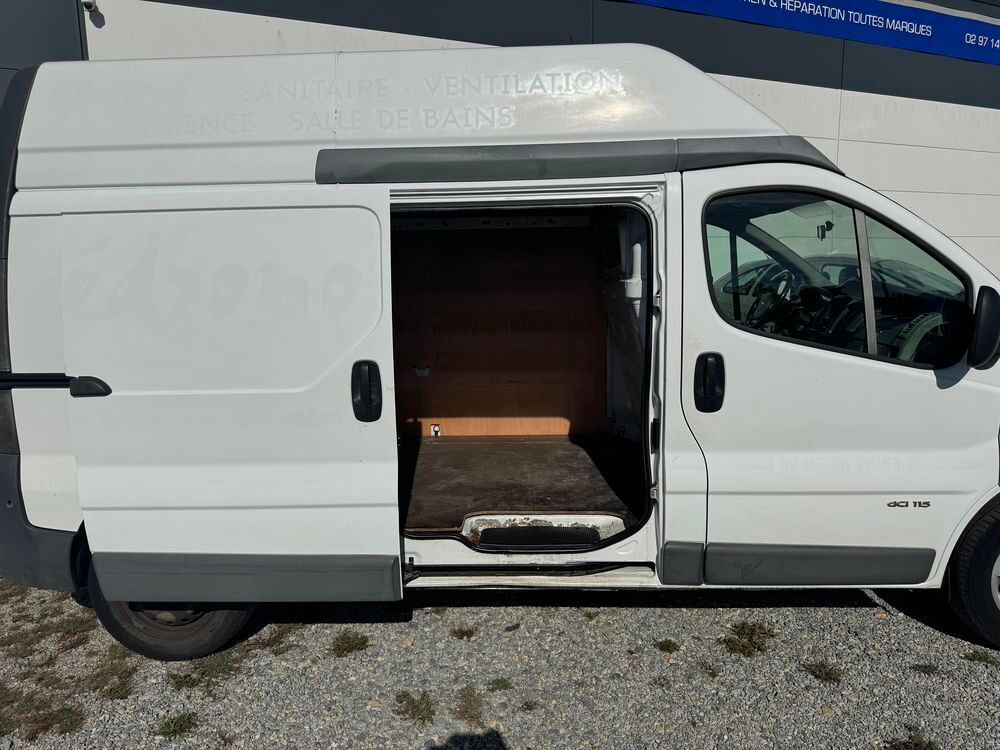 Trafic TRAFIC FGN DCI 115 L2H2 1200 KG CONFORT EURO 5 2013 occasion 56400 Brech