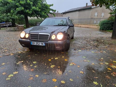 Mercedes classe e E230 El&eacute;gance A