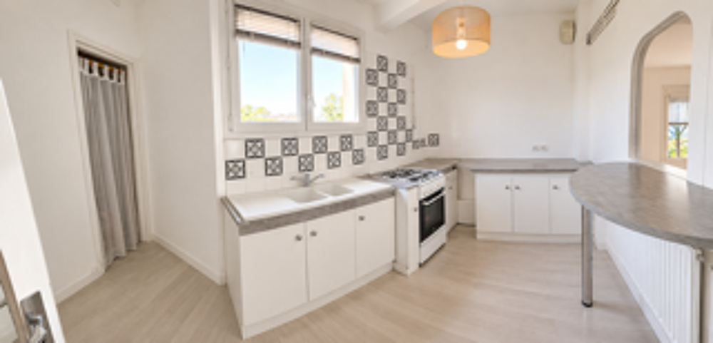 Vente Appartement Appartement rénové avec soin ? 71 m², cave, place privée Sens